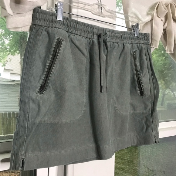 Athleta Farallon Cypress Green Drawstring Mini Skirt Zip Pockets Athletic - Picture 9 of 9